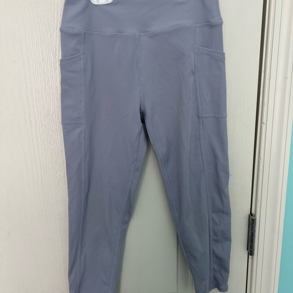 Zella girls lavender Capris, size 10-12 - Picture 5 of 11